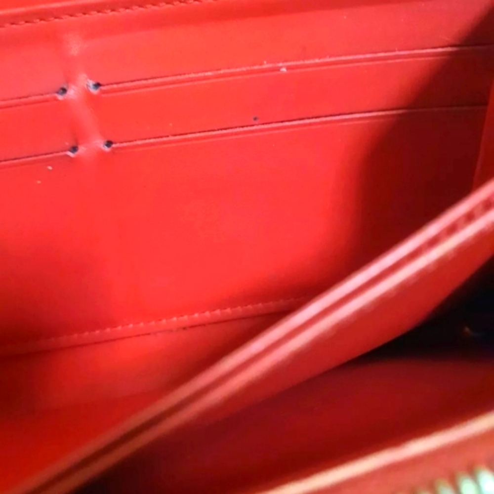 Full inclusion❤️🍀LV Limited Edition Yayoi Kusama Infinity Dot Vernis Zip -EUC- - Picture 8 of 11